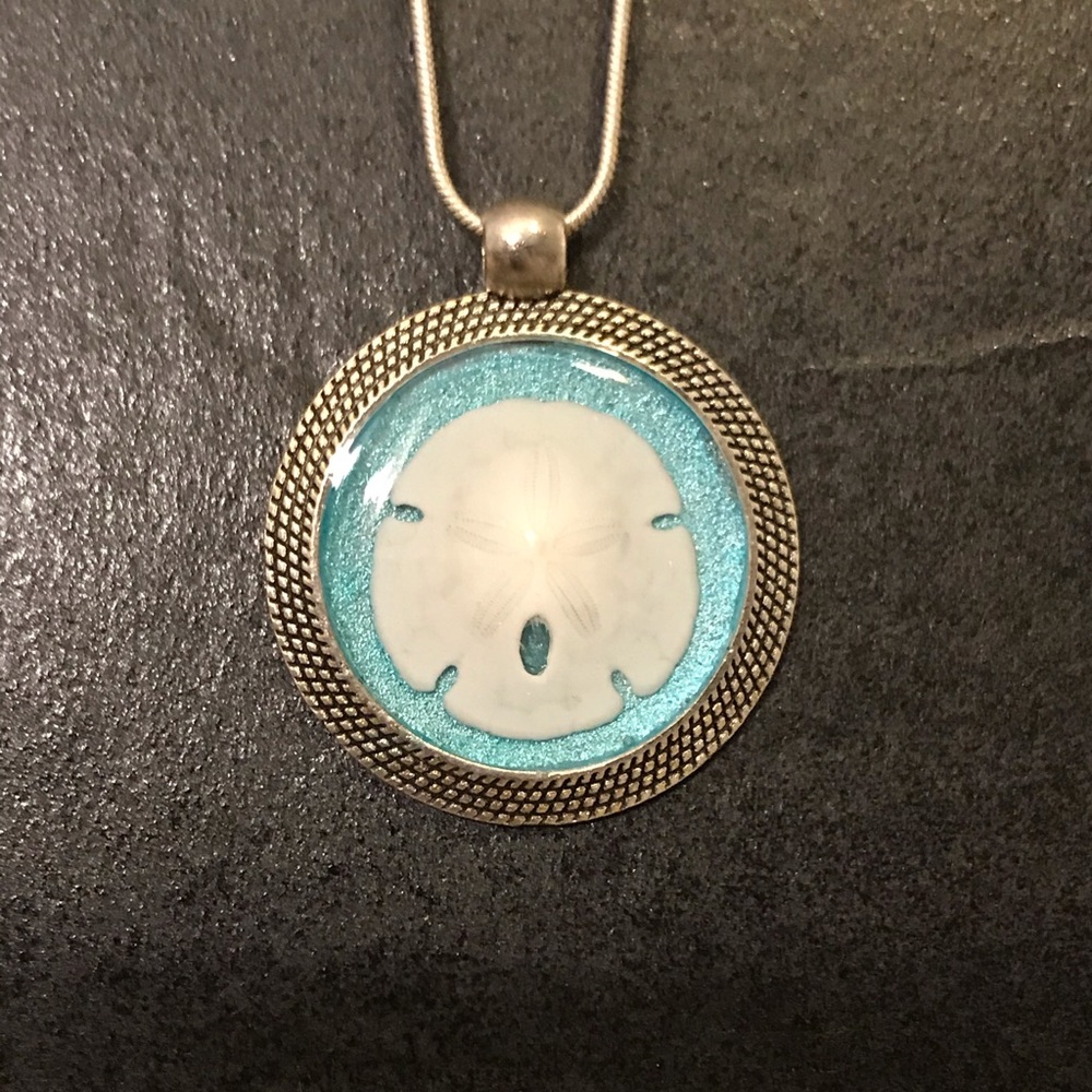 Sand dollar necklace and earrings set